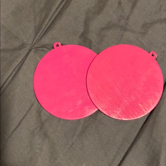 Earrings - Picture 2 of 5